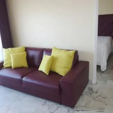 Fleuris Purple Apartment