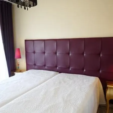 Fleuris Purple Cannes