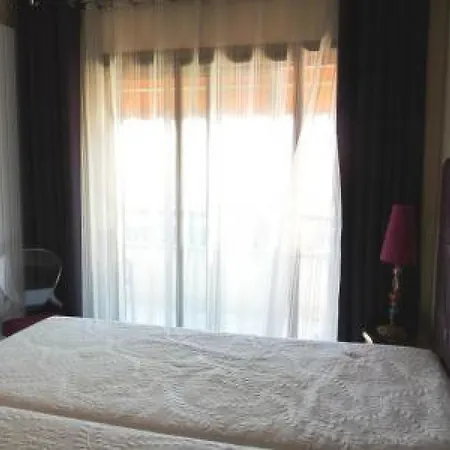 Fleuris Purple Apartment